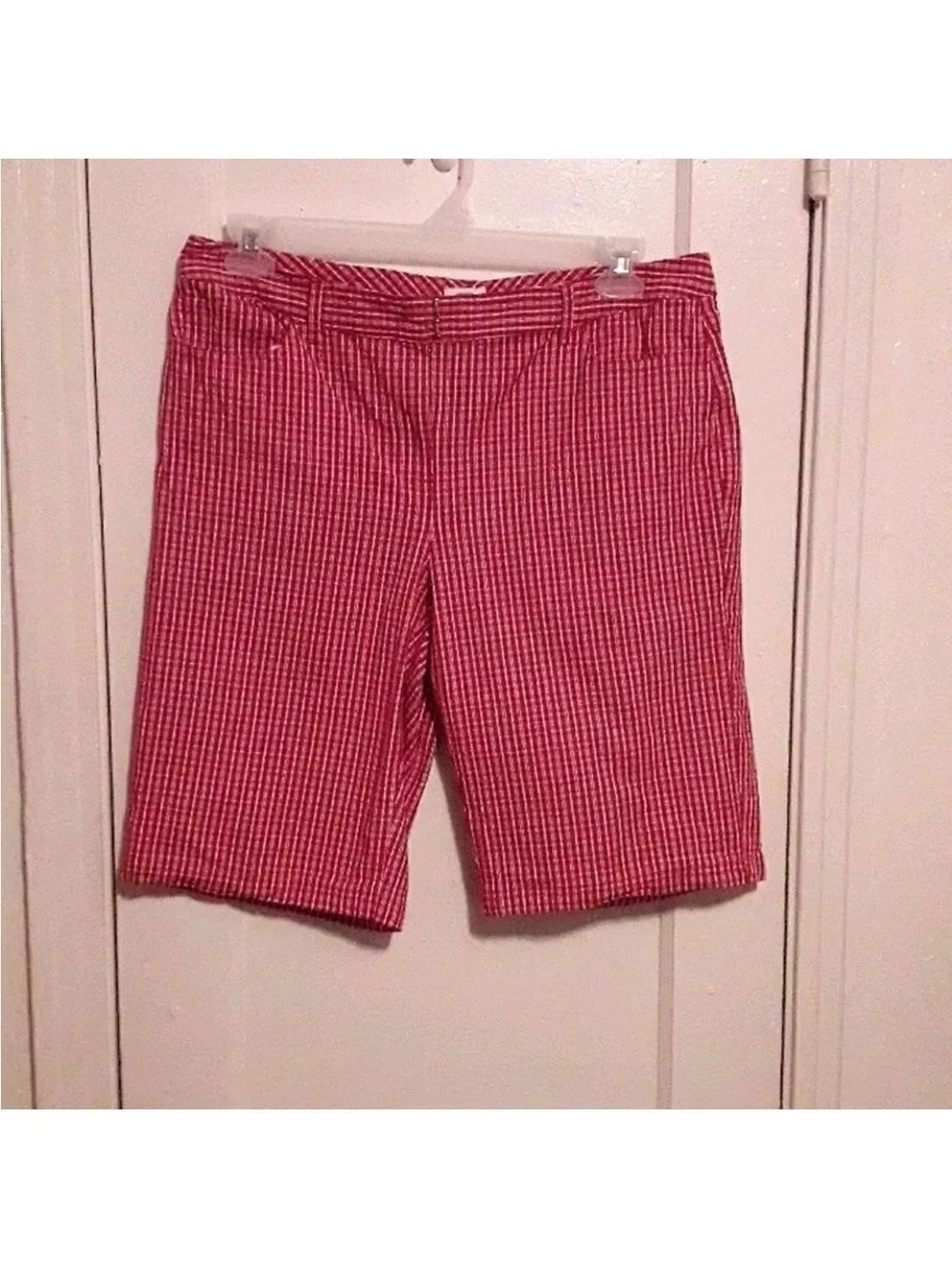 LIZ & CO 14 White Red PLAID DENIM SHORTS